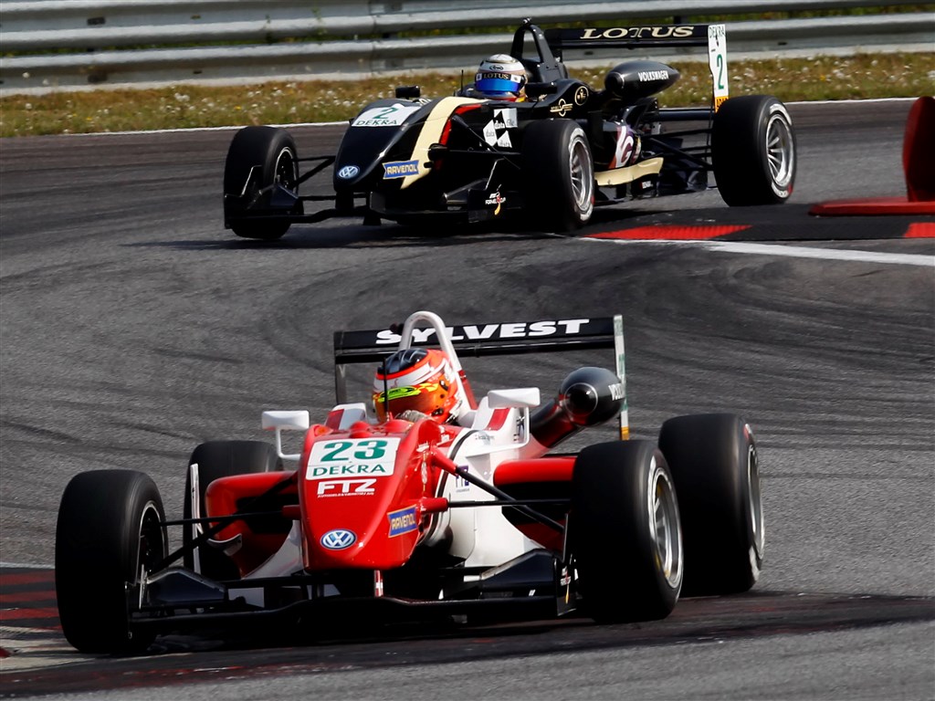 Nicolai Sylvest fik en god sæsonstart på Oschersleben.